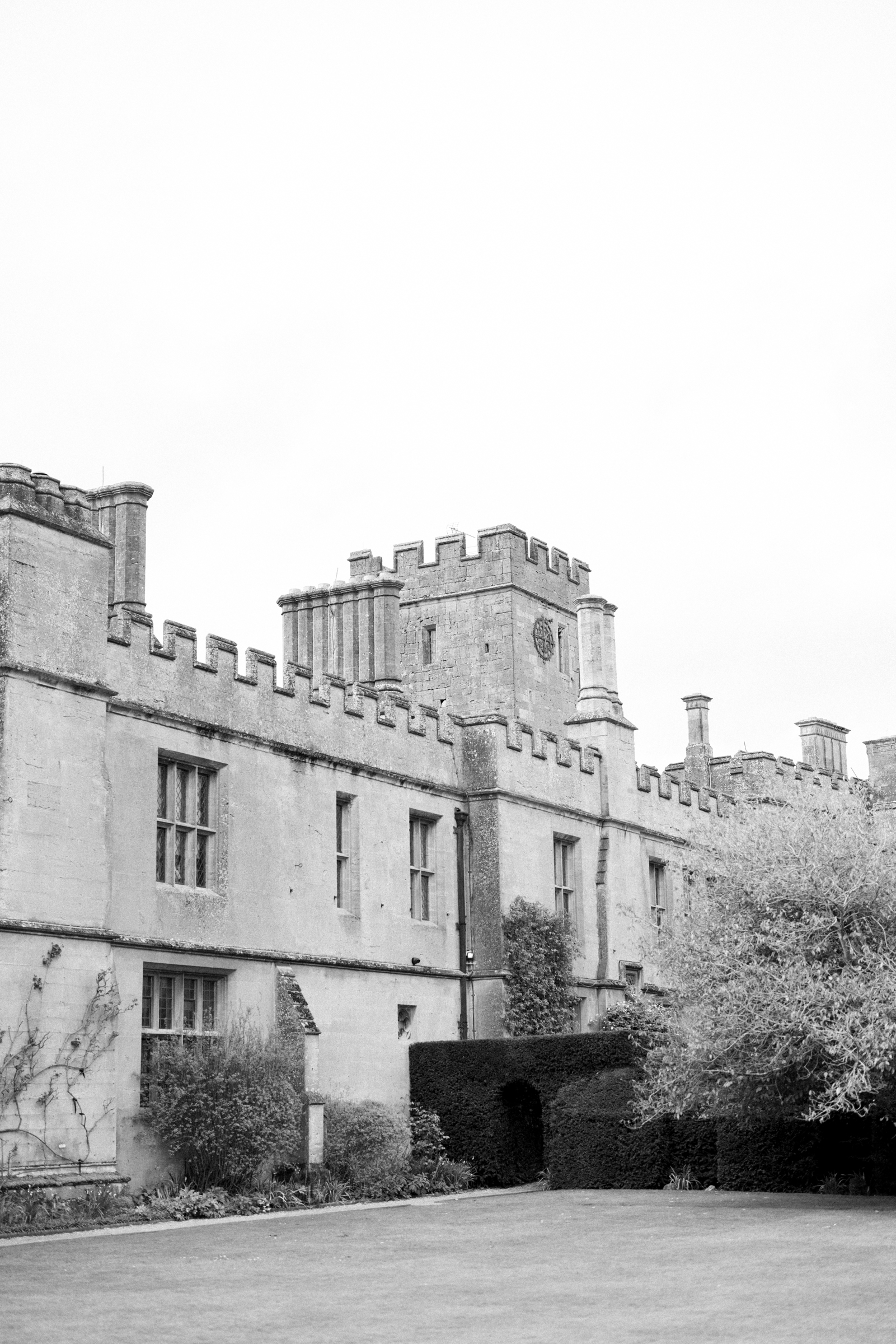 Sudeley Castle wedding venue in the Cotswolds