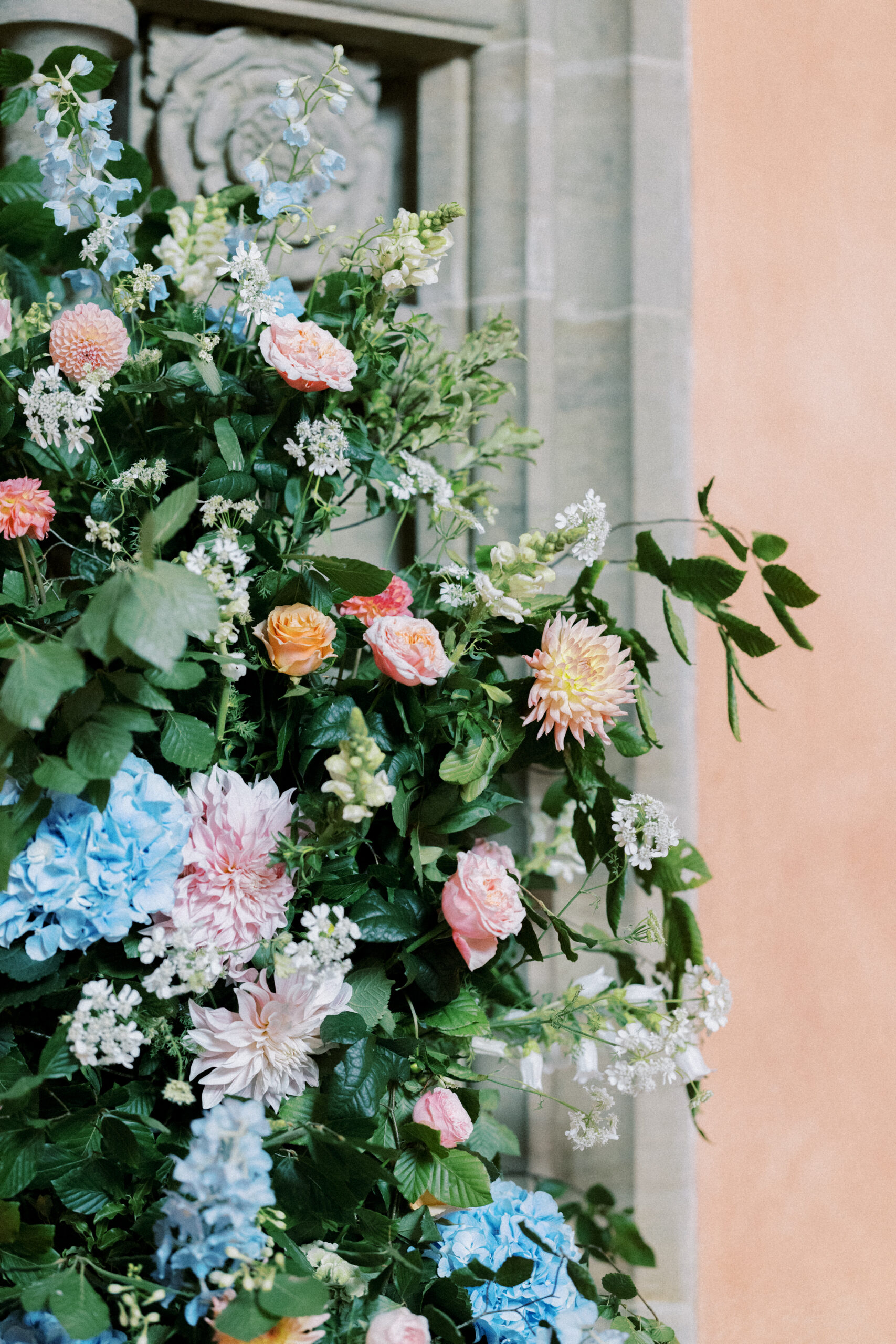 Cowdray House Wedding flowers