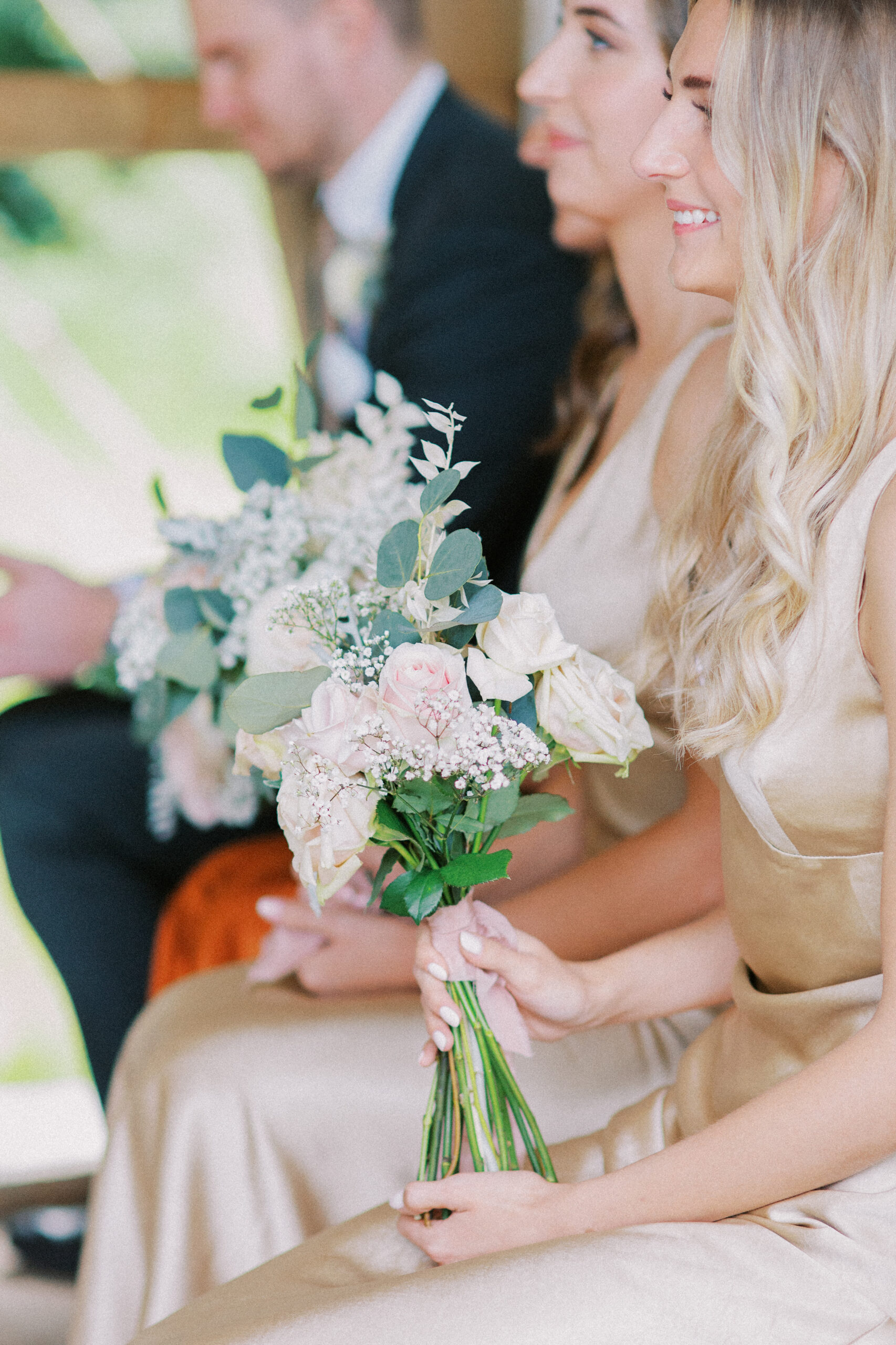 Bridesmaids and their flowers at Wilderness Weddings