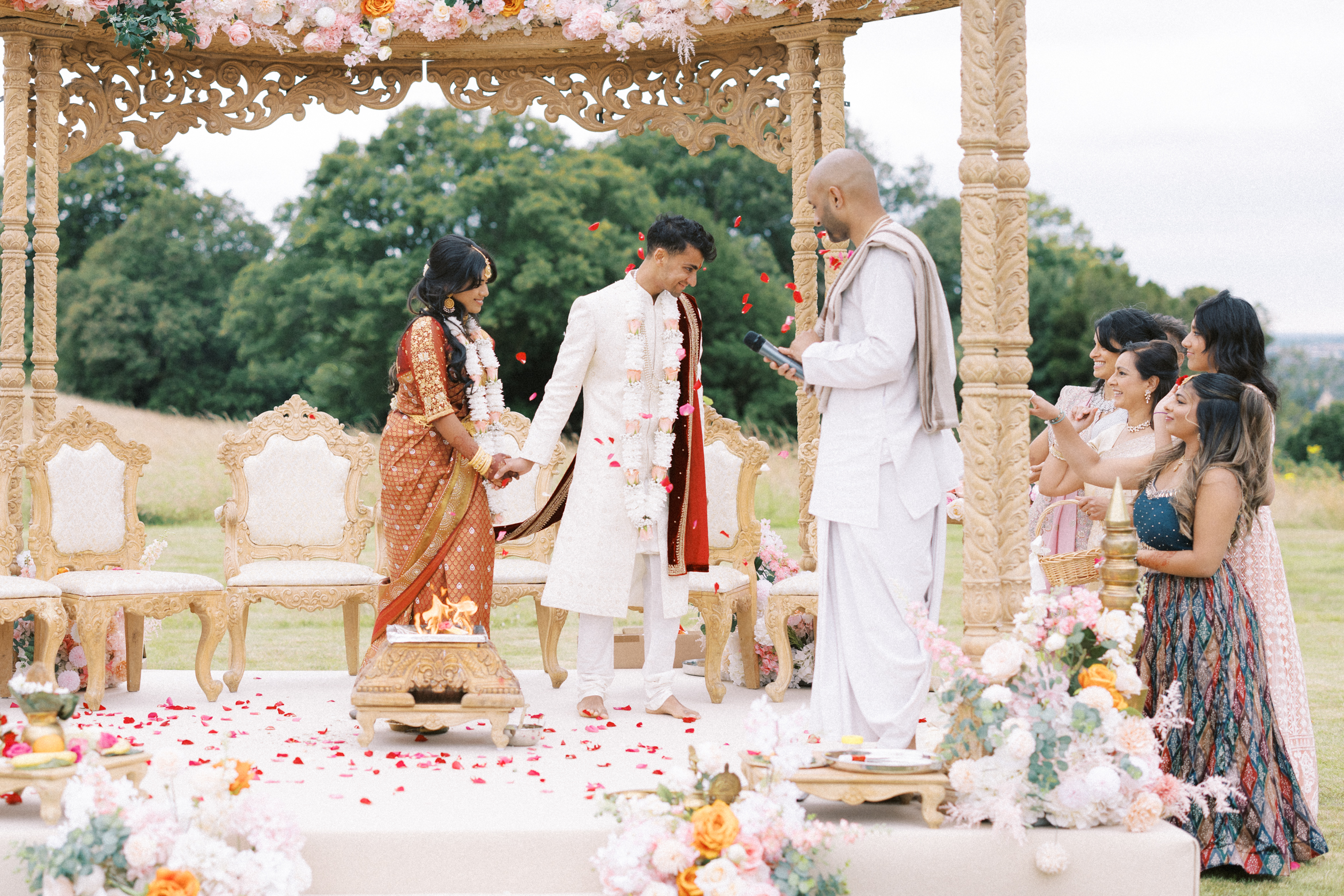 Stunning Indian wedding at Hedsor House Wedding venue in Buckinghamshire