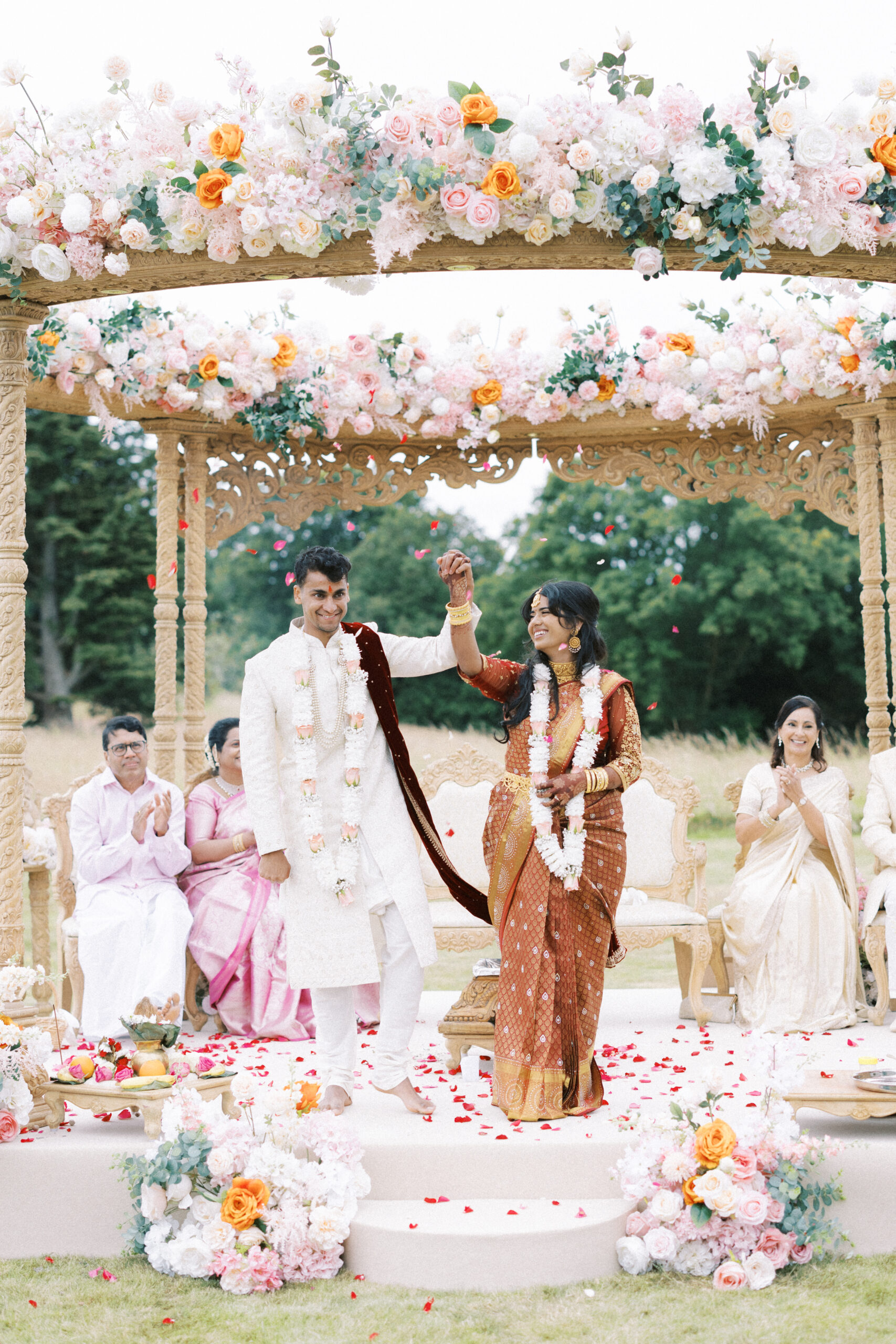 Indian wedding photography at Hedsor House