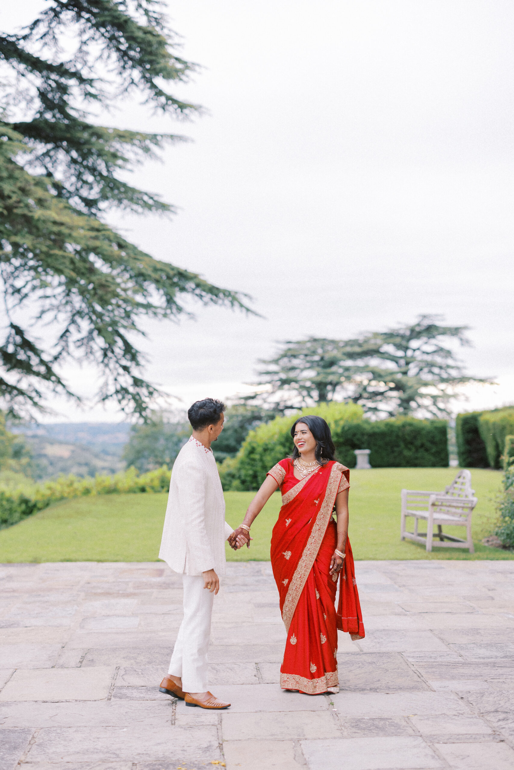 Natural and pretty wedding photography at Hedsor House