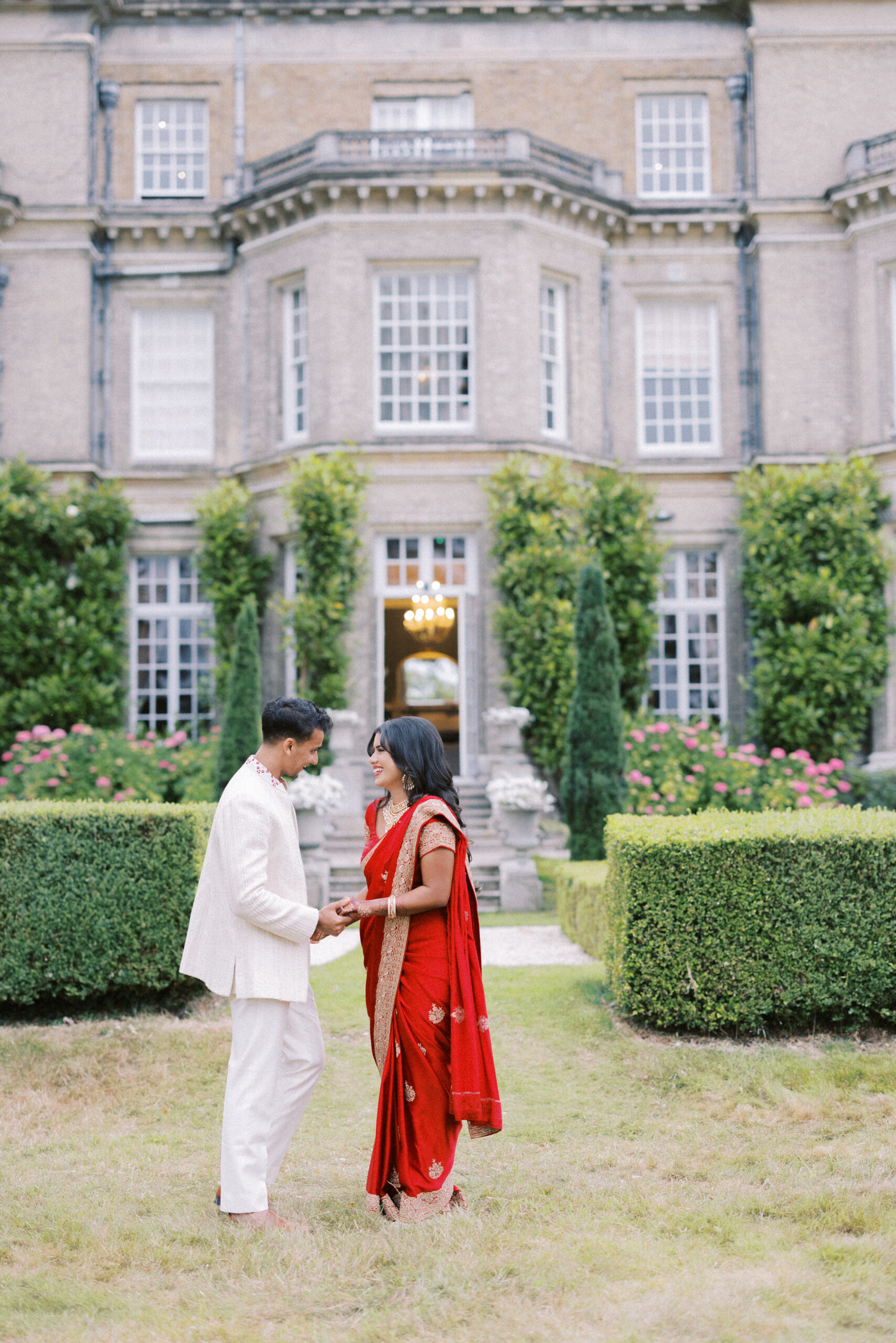 Indian wedding photography at Hedsor House