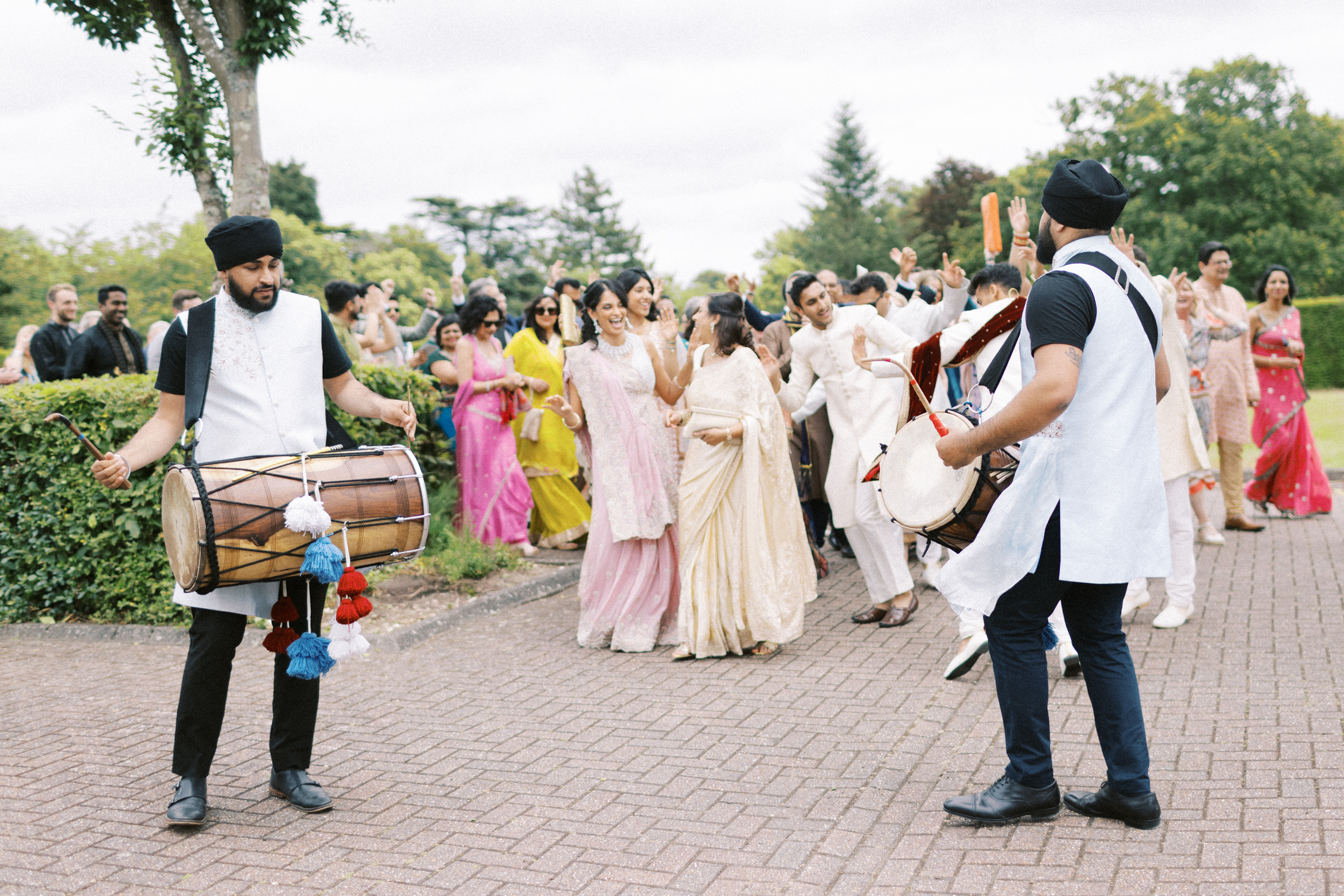 Wedding party arrive at Hedsor House for Indian wedding