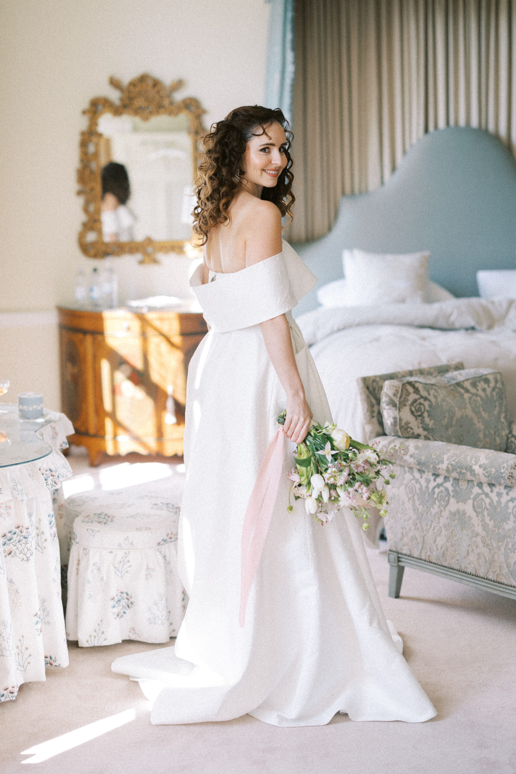 Editorial wedding photographer capturing relaxed bridal morning moments