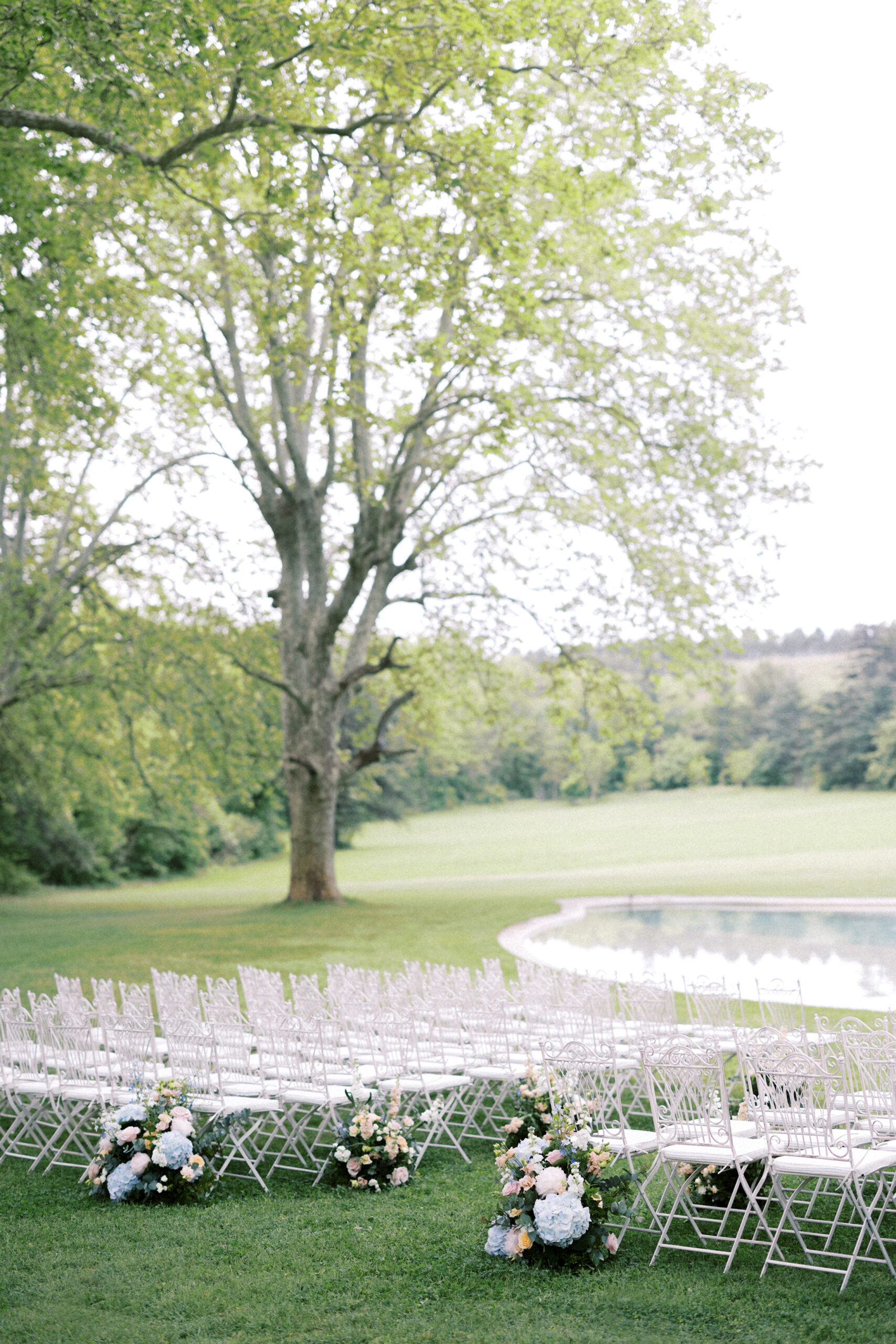 Elegant outdoor wedding ceremony in Chateau de Valmousse gardens in France